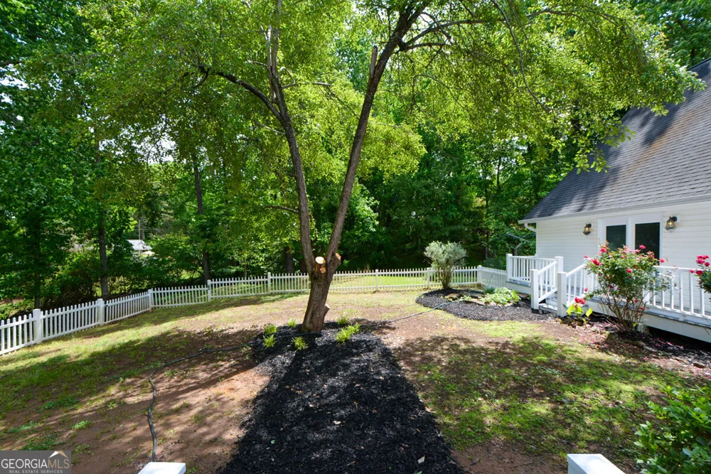 3426 Clarks Bridge RD Gainesville, GA 30506