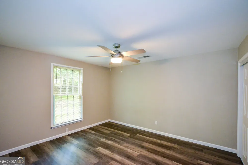 3426 Clarks Bridge RD Gainesville, GA 30506