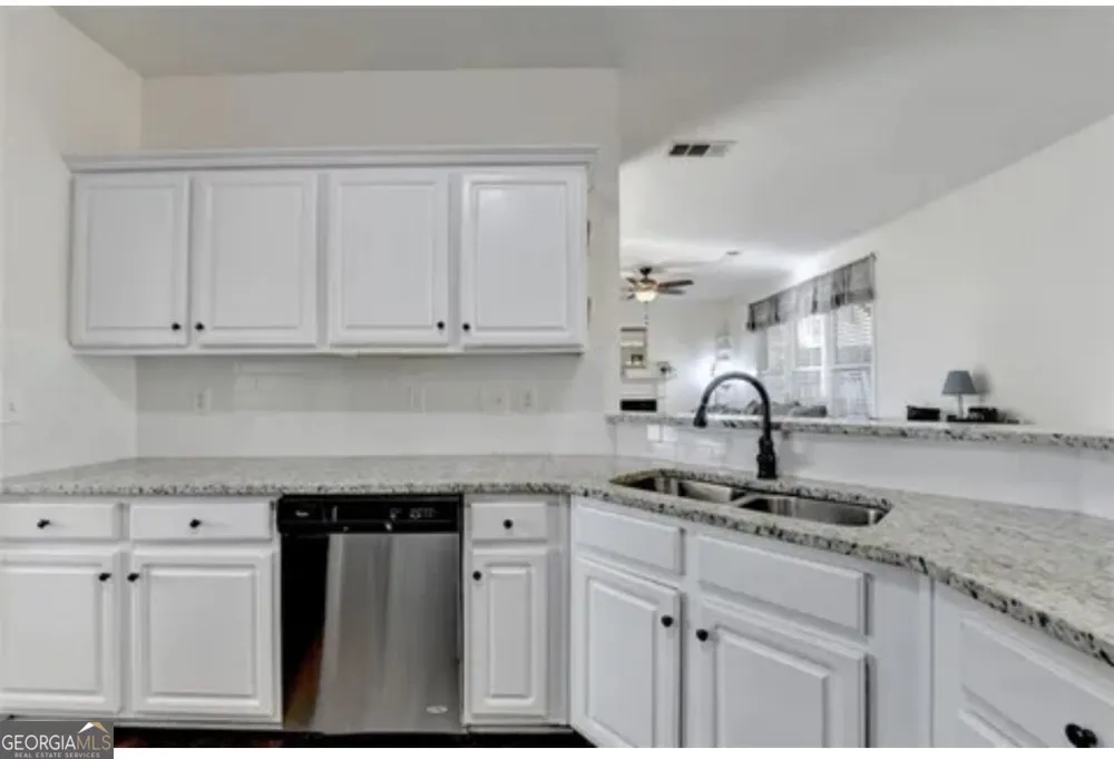 6782 Poplar Grove WAY Stone Mountain, GA 30087