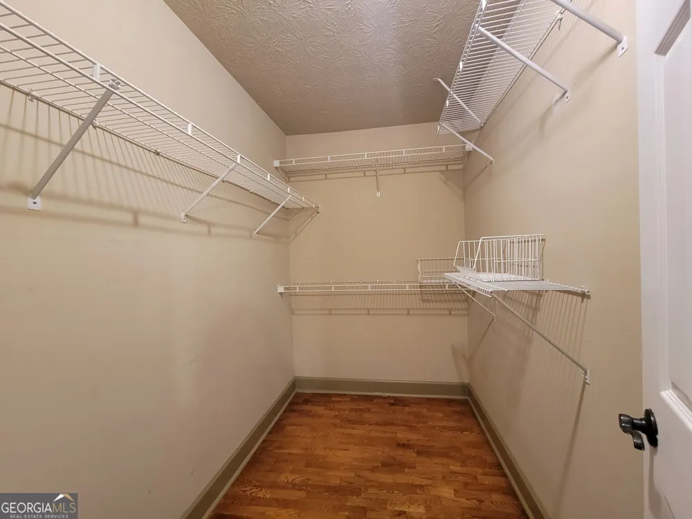 516 Oxford RDG Winder, GA 30680