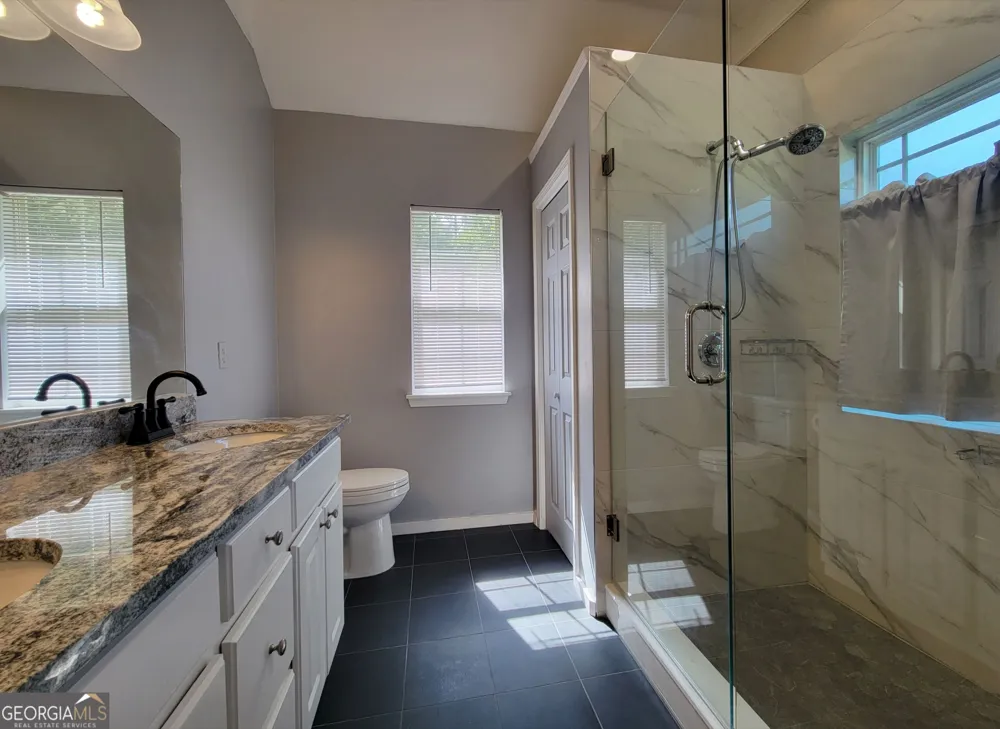 516 Oxford RDG Winder, GA 30680