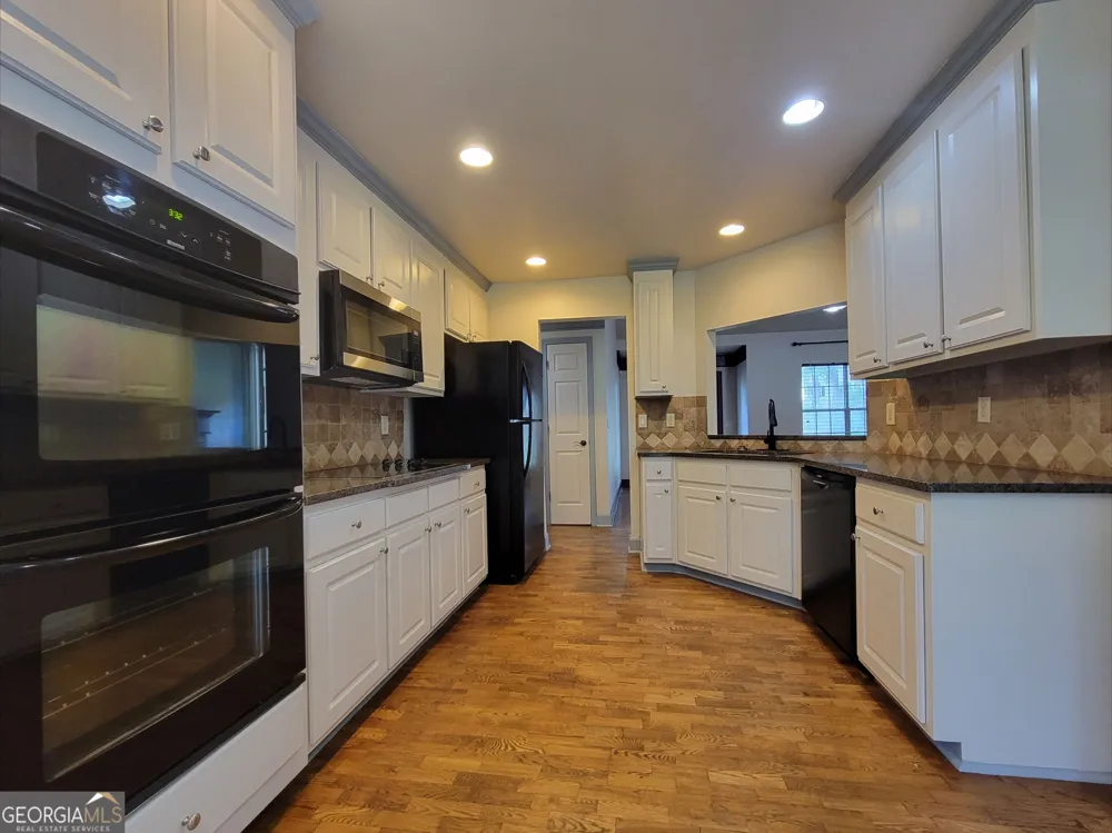 516 Oxford RDG Winder, GA 30680
