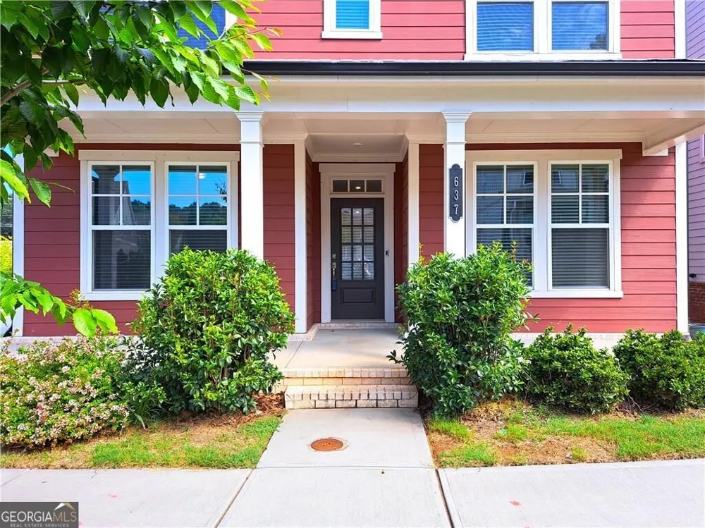 637 Stan Hope LN Suwanee, GA 30024