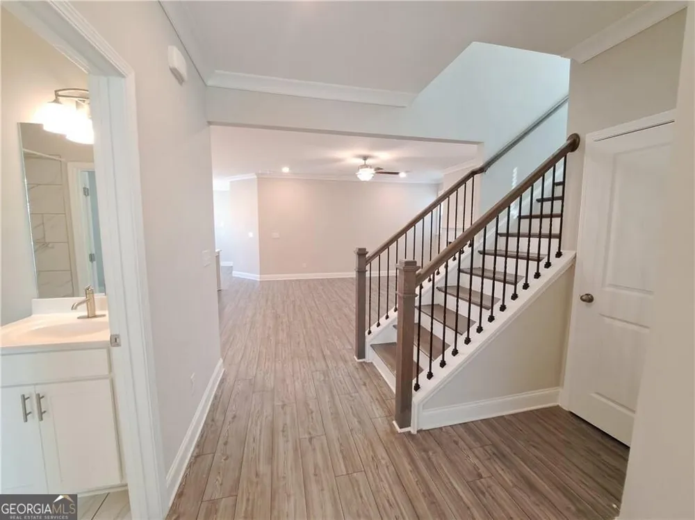637 Stan Hope LN Suwanee, GA 30024