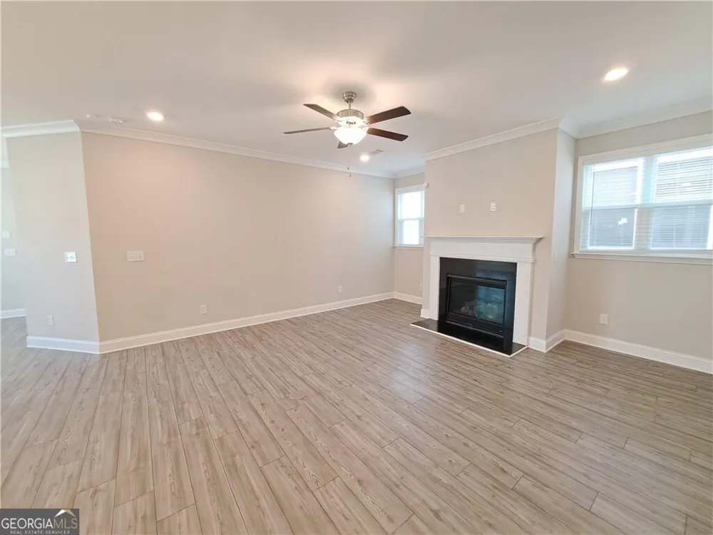 637 Stan Hope LN Suwanee, GA 30024
