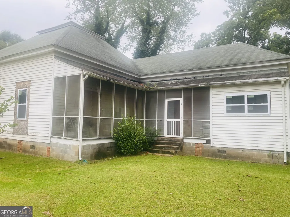 14 Walker ST Richland, GA 31825