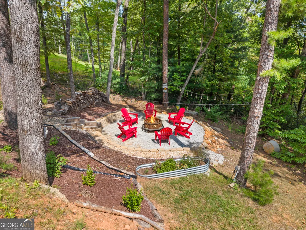 33 Jim McCrackin RD Clayton, GA 30525