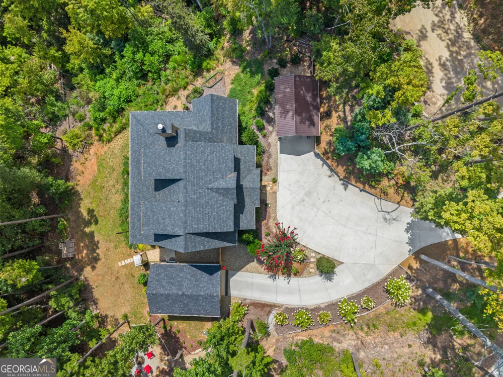 33 Jim McCrackin RD Clayton, GA 30525