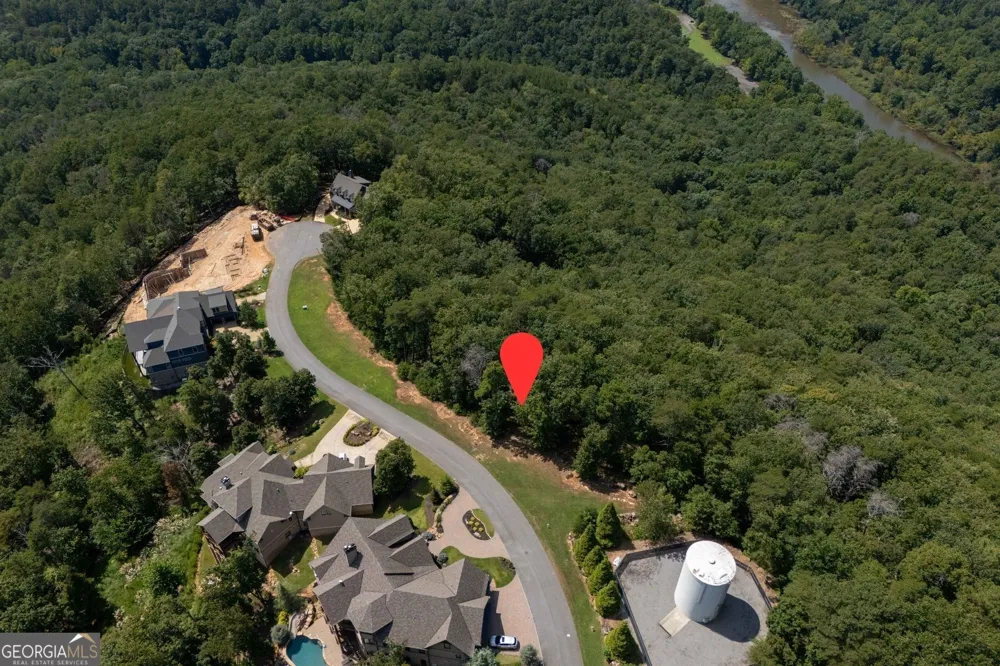 104 Somerset LN Cartersville, GA 30121