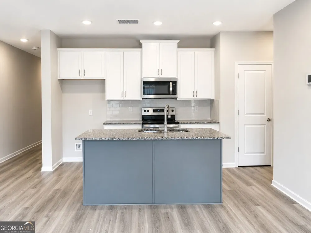6414 Rosetta DR South Fulton, GA 30331