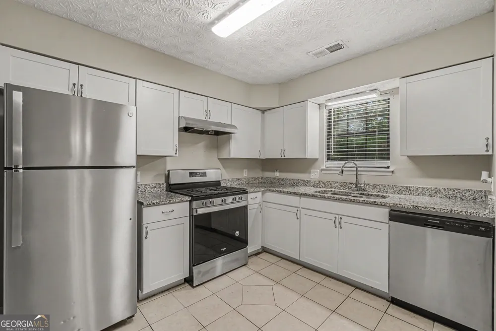 3558 Hopkins CT Powder Springs, GA 30127