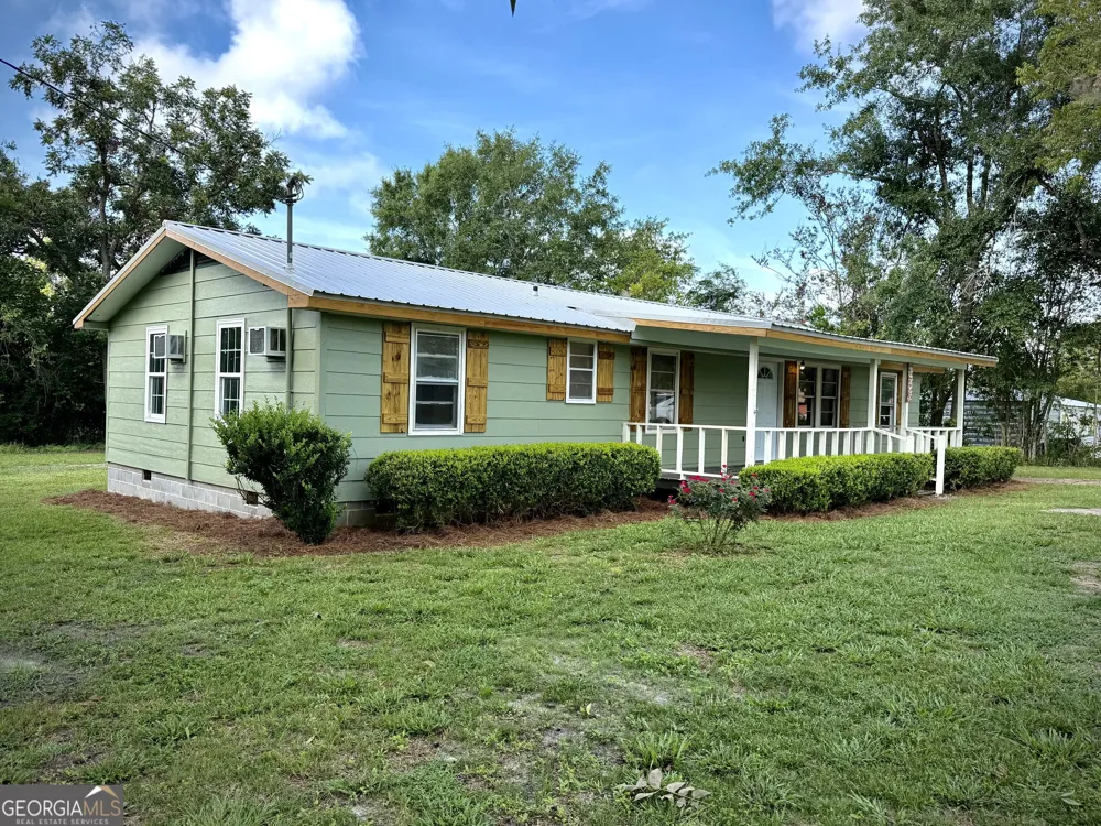 107 W Norris ST Adrian, GA 31002