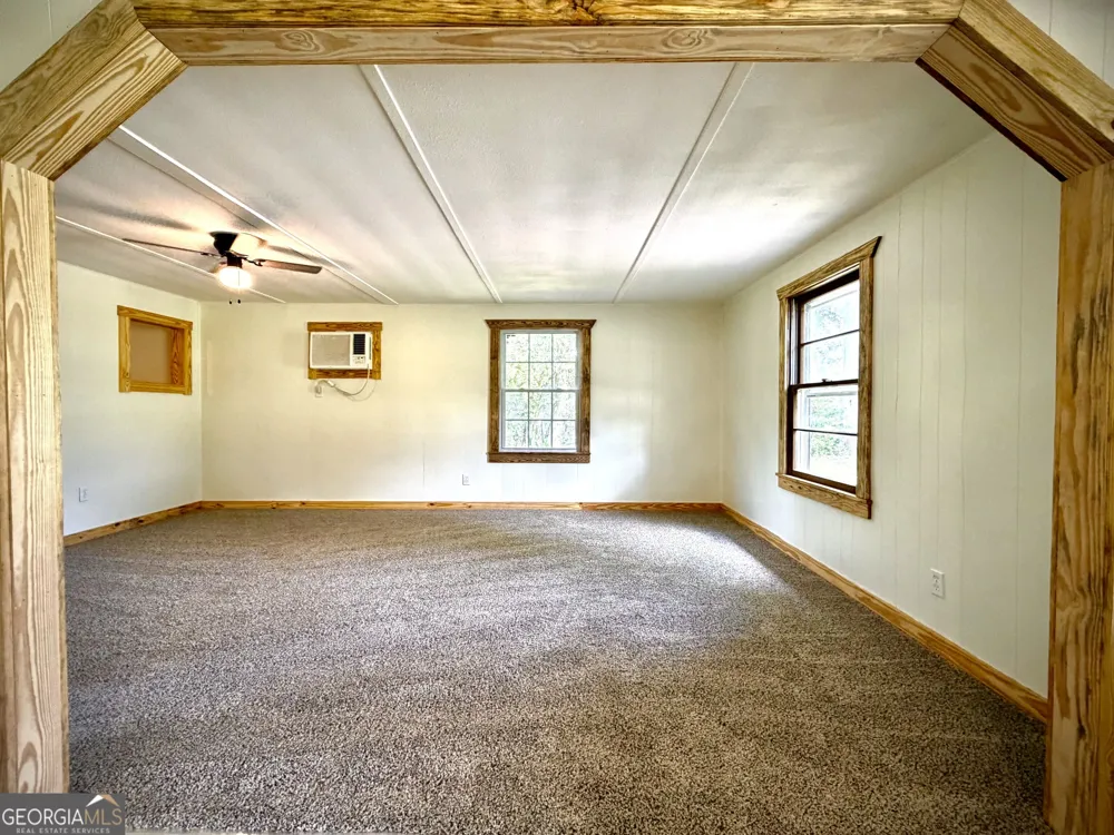 107 W Norris ST Adrian, GA 31002