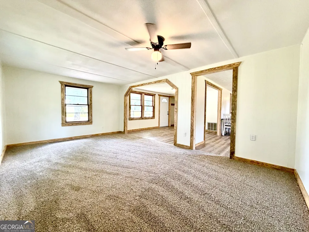 107 W Norris ST Adrian, GA 31002