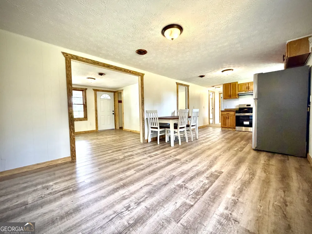 107 W Norris ST Adrian, GA 31002