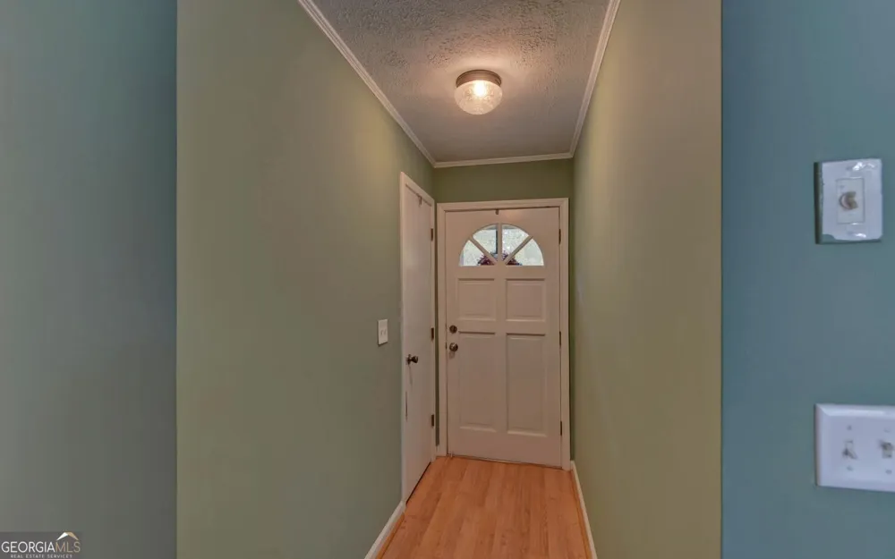 275 Sherwood ST Toccoa, GA 30577