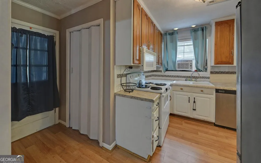 275 Sherwood ST Toccoa, GA 30577
