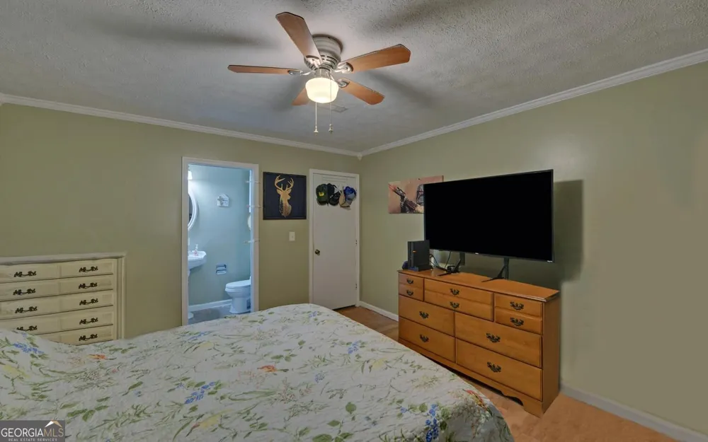275 Sherwood ST Toccoa, GA 30577