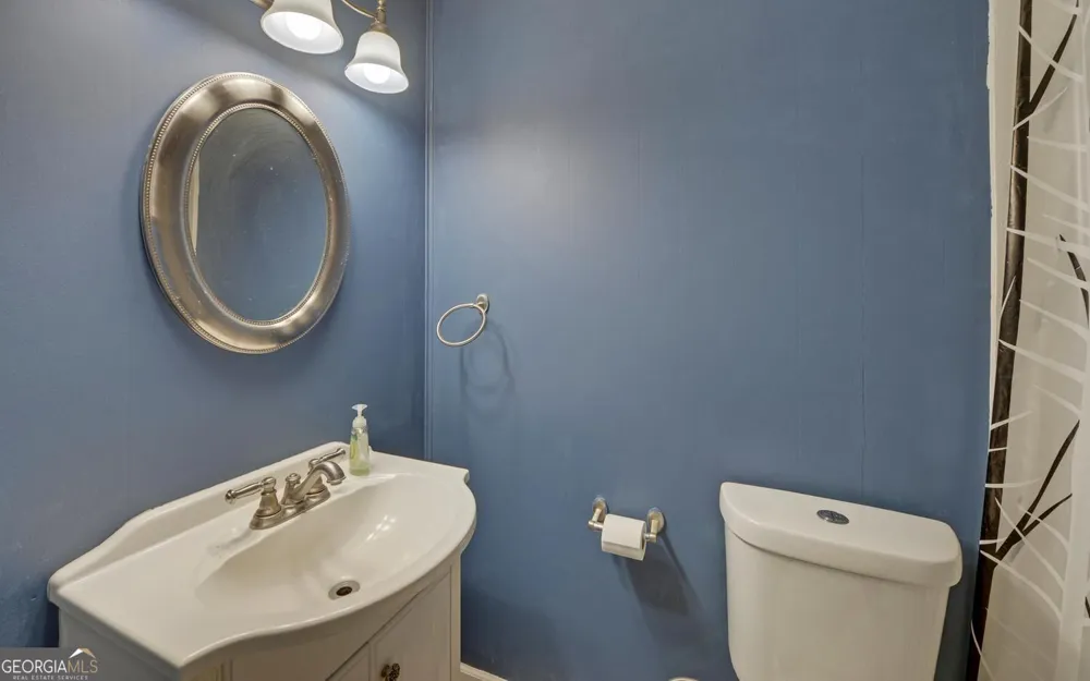 275 Sherwood ST Toccoa, GA 30577