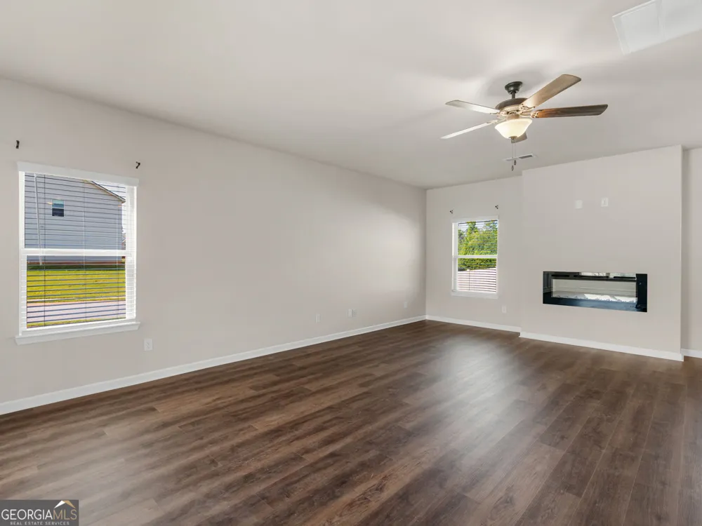 1708 Cadence ST Locust Grove, GA 30248