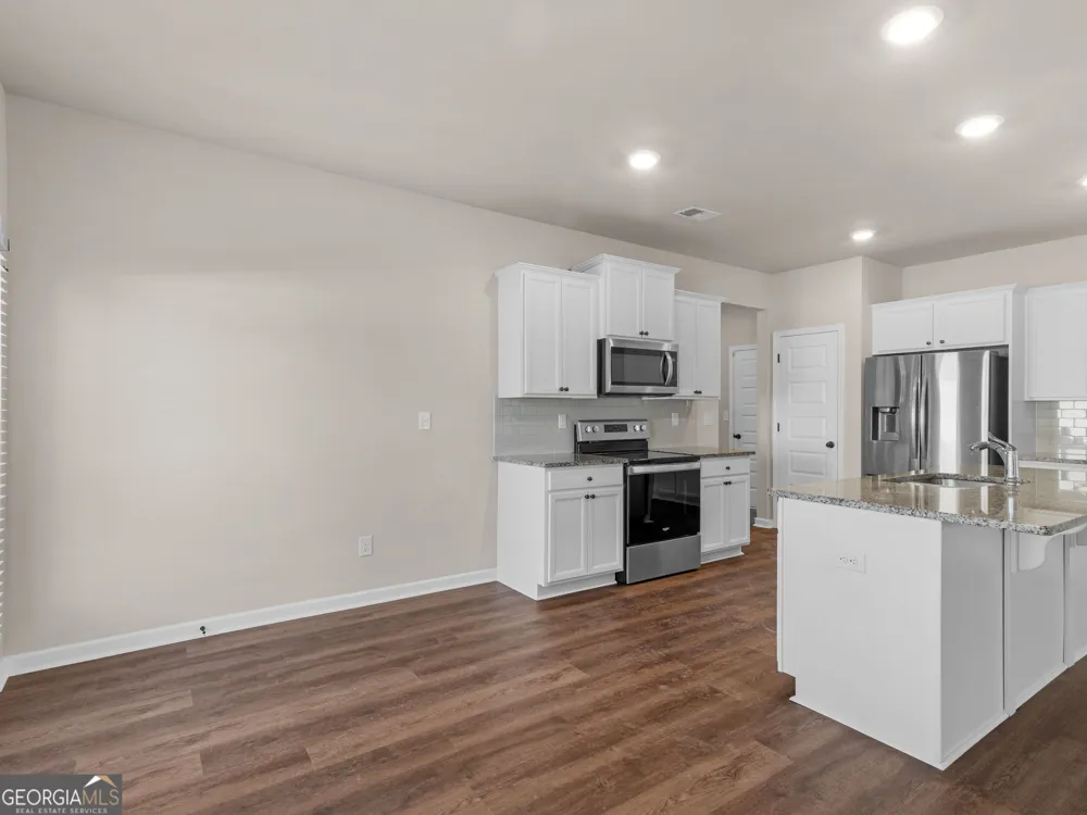 1708 Cadence ST Locust Grove, GA 30248