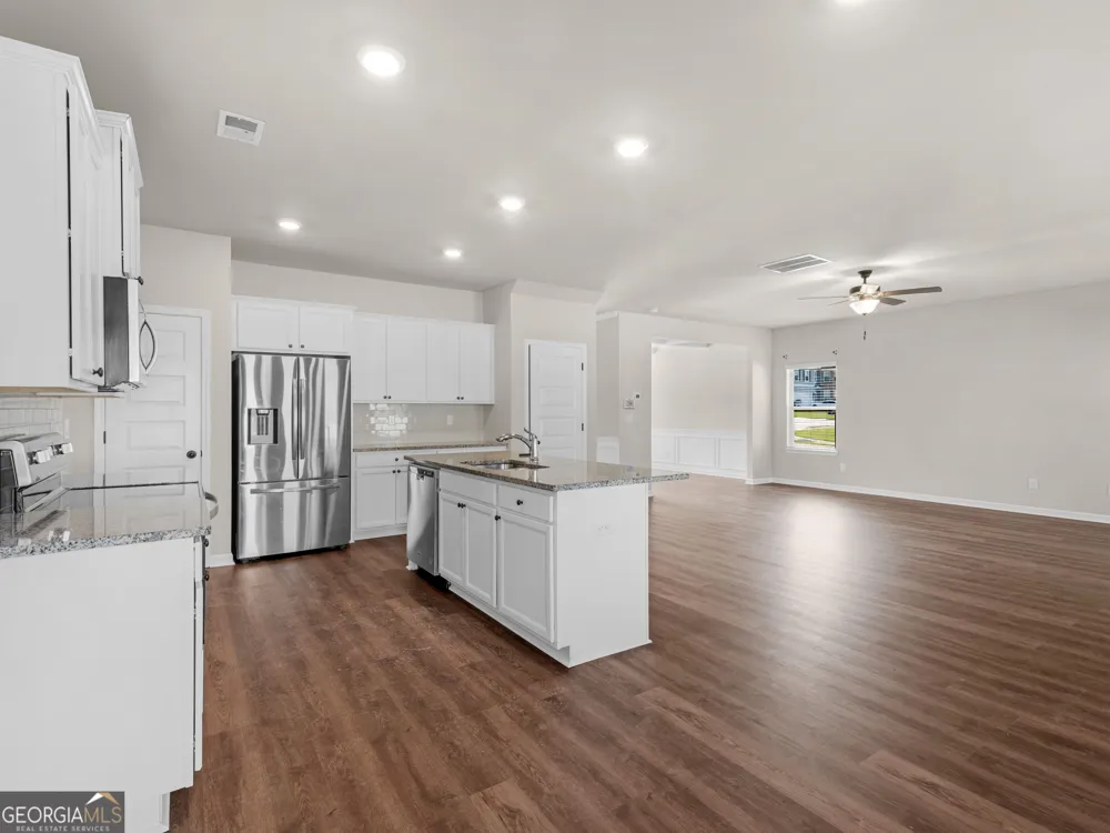 1708 Cadence ST Locust Grove, GA 30248