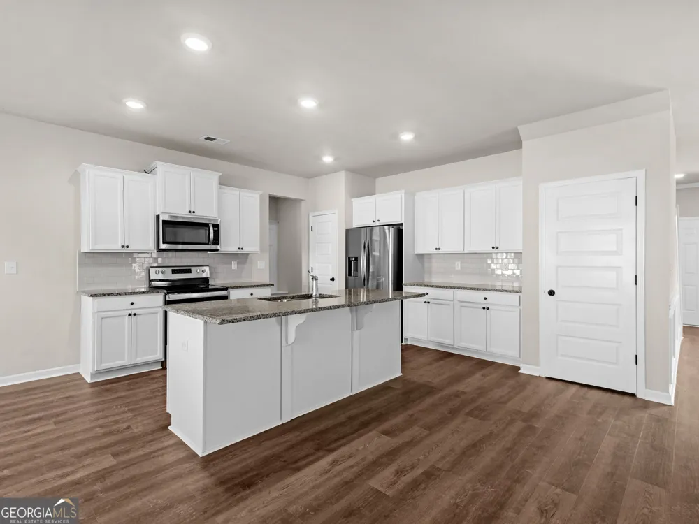 1708 Cadence ST Locust Grove, GA 30248