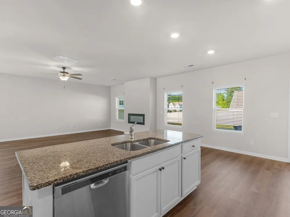 1708 Cadence ST Locust Grove, GA 30248