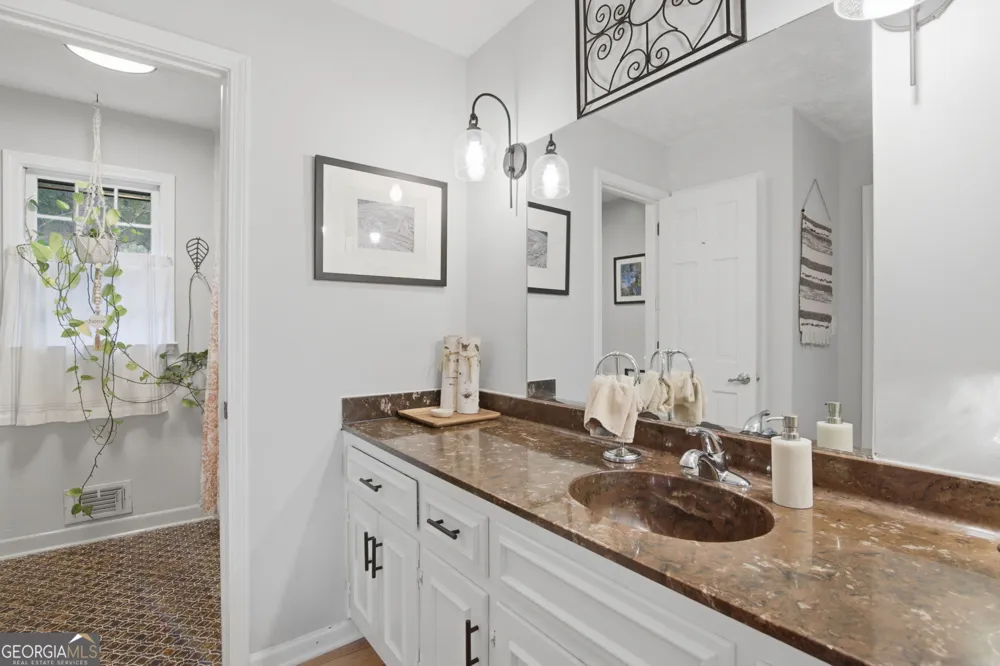 2059 Mountain Creek DR Stone Mountain, GA 30087