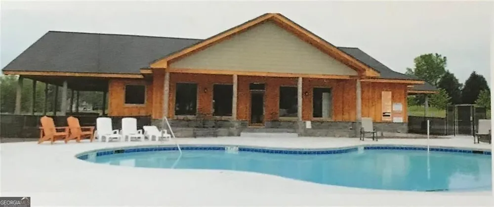 817 Club DR Commerce, GA 30530