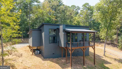 299 Greenfield RD