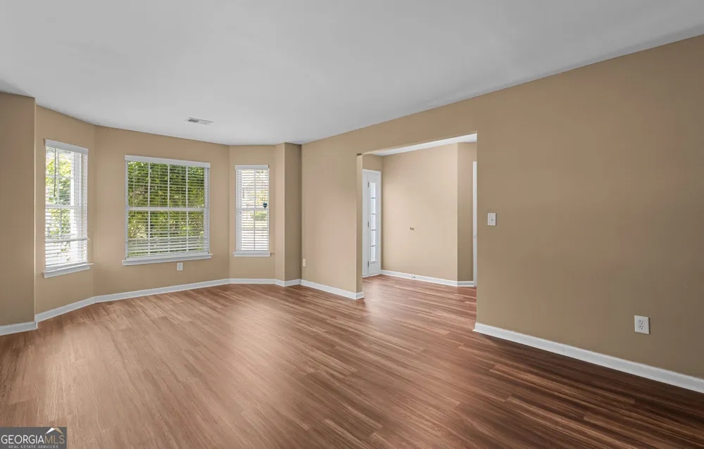 4124 Alveston DR Atlanta, GA 30349
