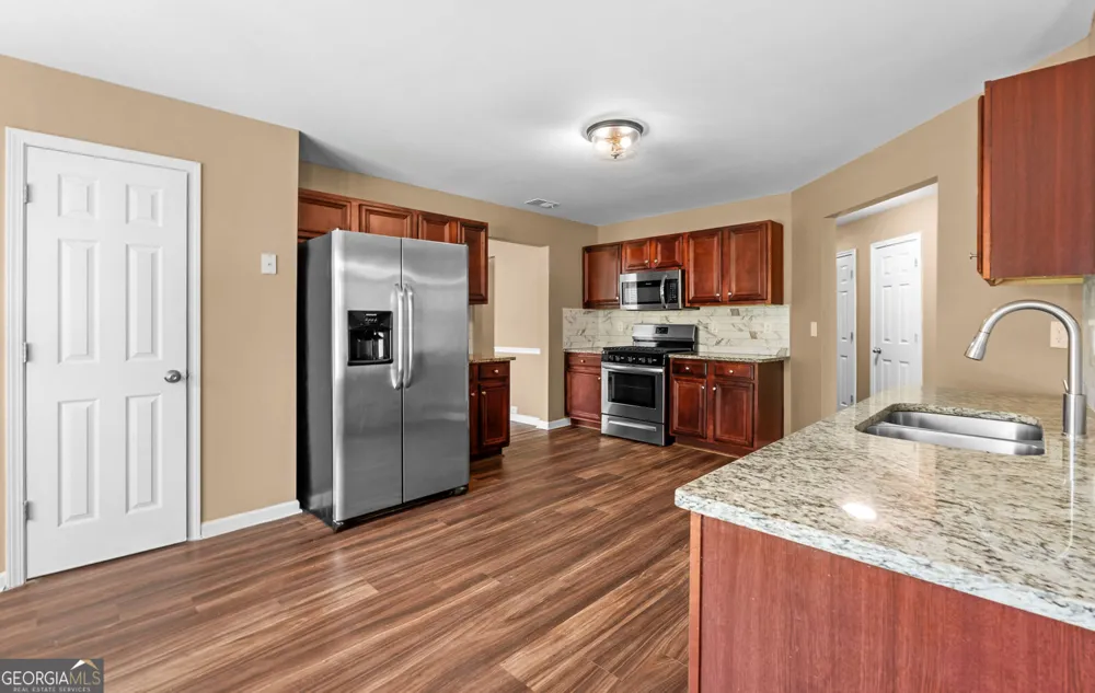 4124 Alveston DR Atlanta, GA 30349