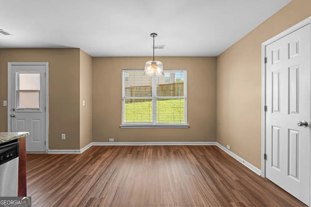 4124 Alveston DR Atlanta, GA 30349