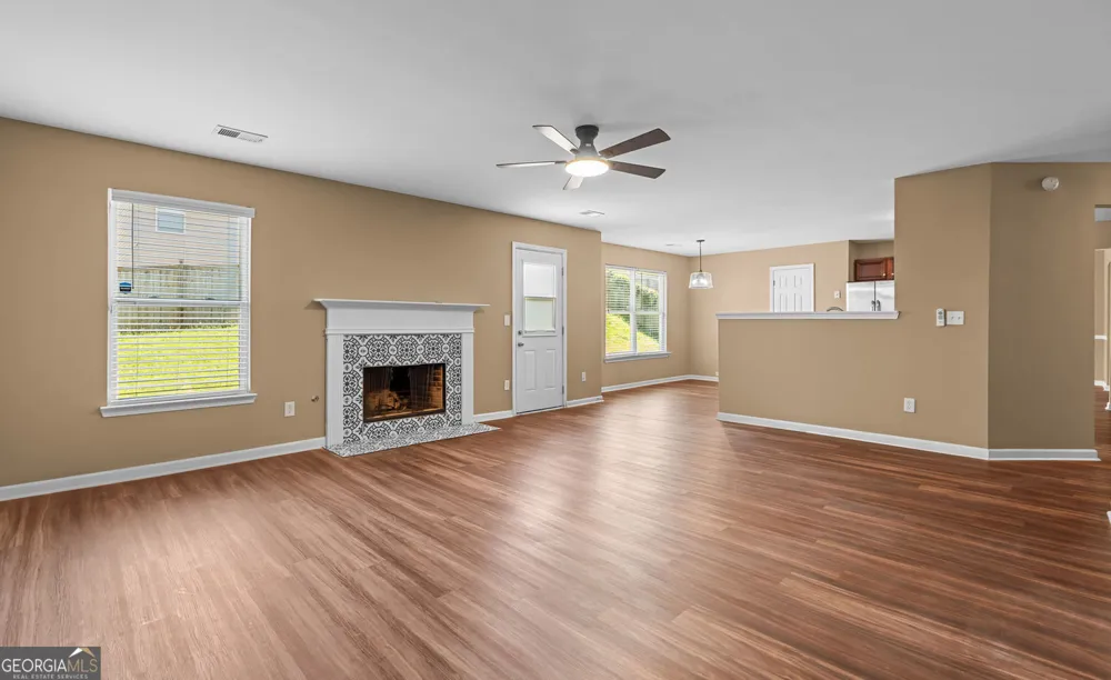 4124 Alveston DR Atlanta, GA 30349