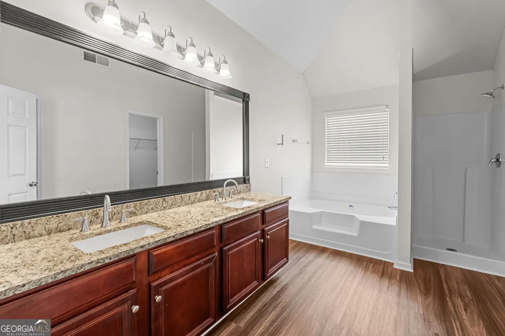4124 Alveston DR Atlanta, GA 30349