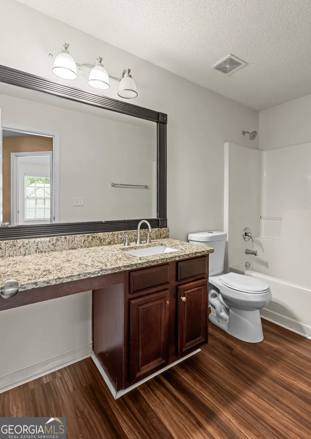 4124 Alveston DR Atlanta, GA 30349
