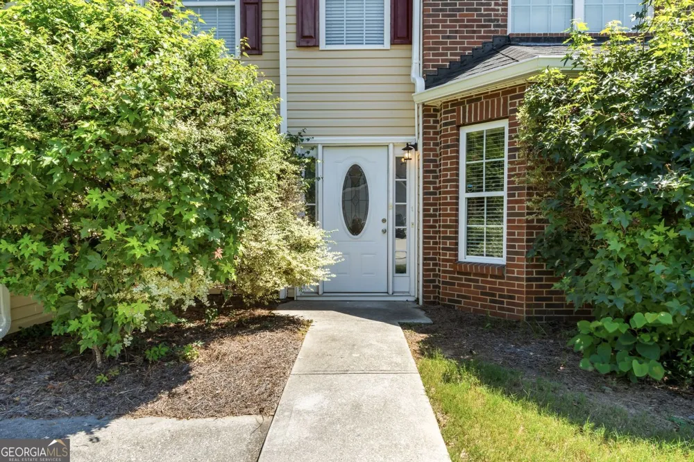 4124 Alveston DR Atlanta, GA 30349