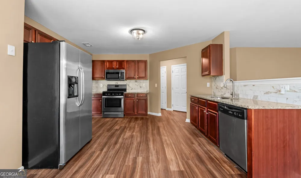 4124 Alveston DR Atlanta, GA 30349