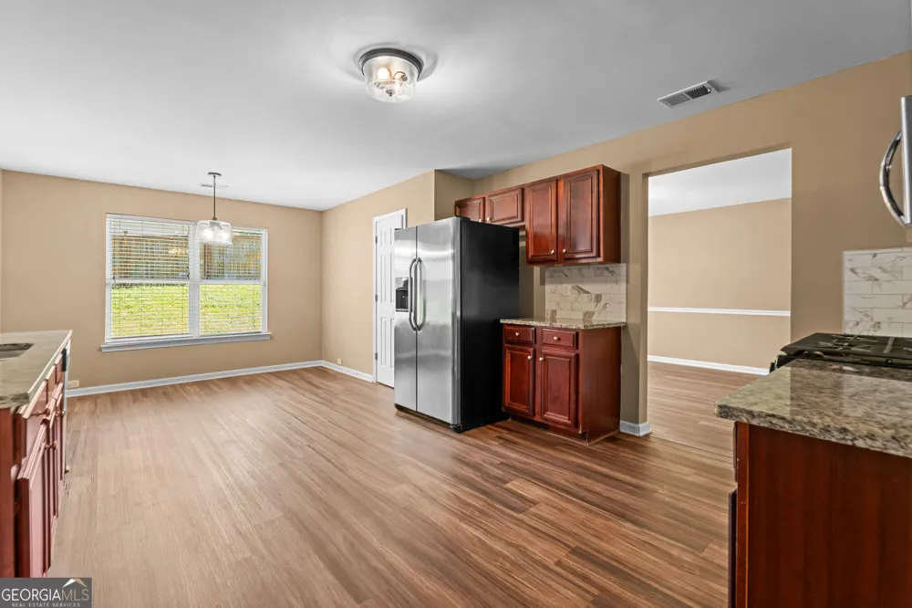 4124 Alveston DR Atlanta, GA 30349