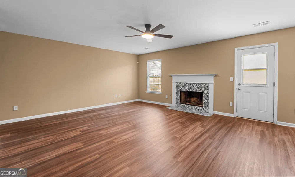 4124 Alveston DR Atlanta, GA 30349