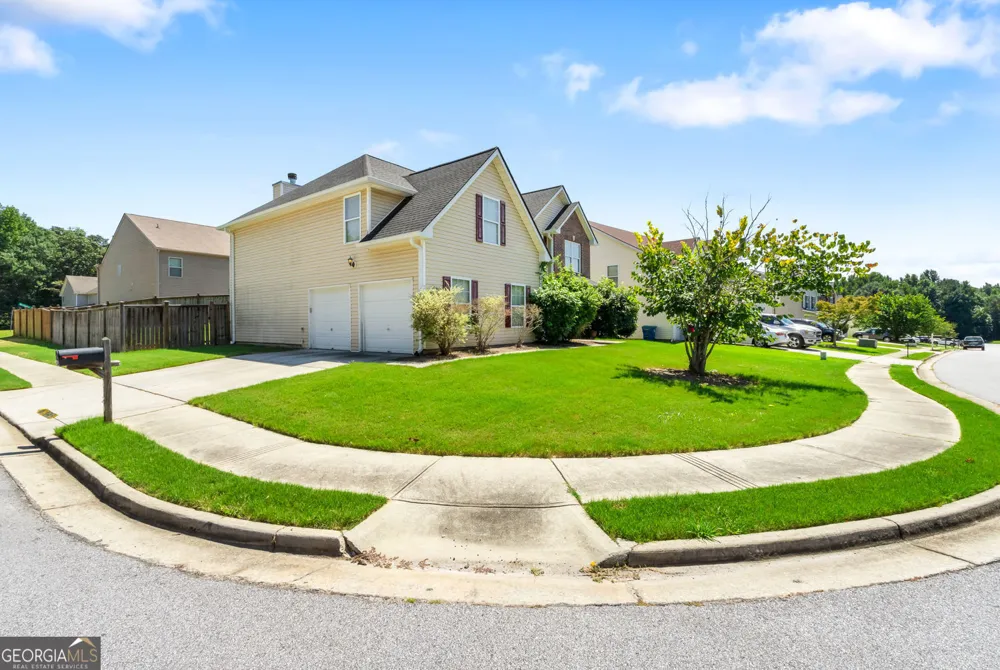4124 Alveston DR Atlanta, GA 30349