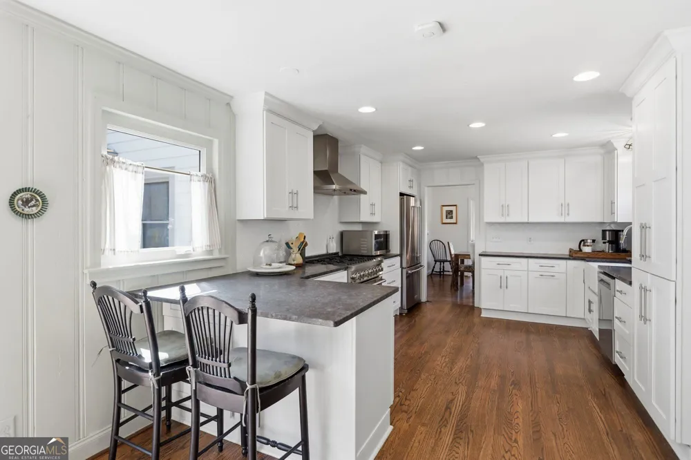 424 Cascade DR NW Marietta, GA 30064