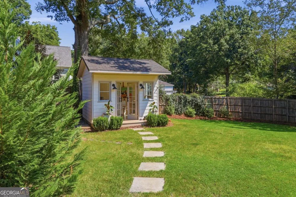 424 Cascade DR NW Marietta, GA 30064