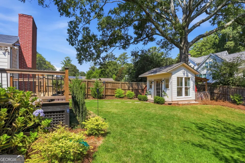 424 Cascade DR NW Marietta, GA 30064