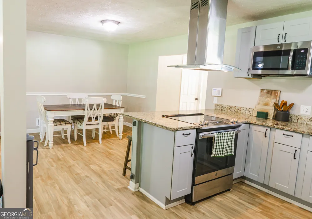 1965 Bethlehem Church RD Grantville, GA 30220