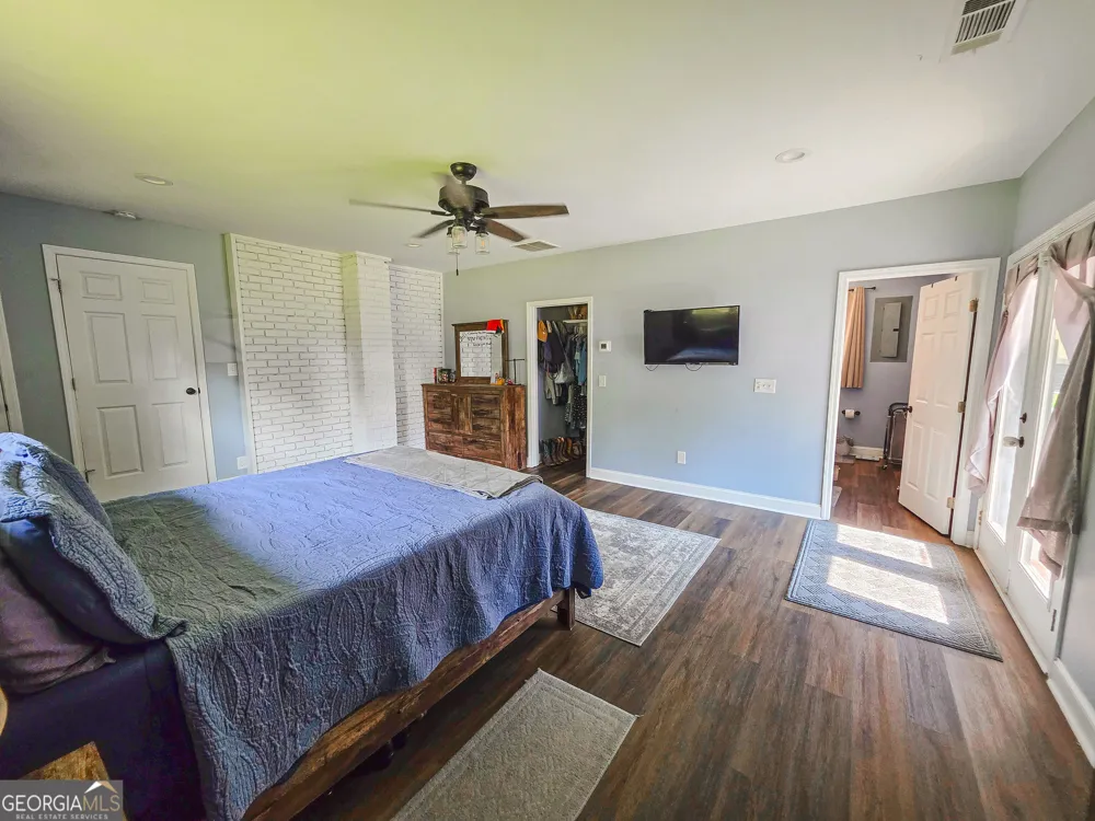 1965 Bethlehem Church RD Grantville, GA 30220