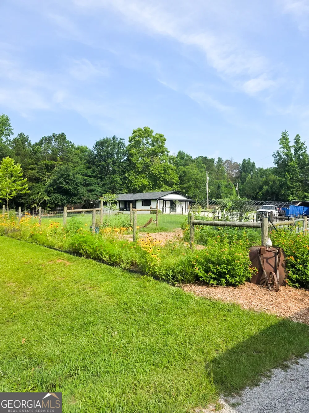 1965 Bethlehem Church RD Grantville, GA 30220