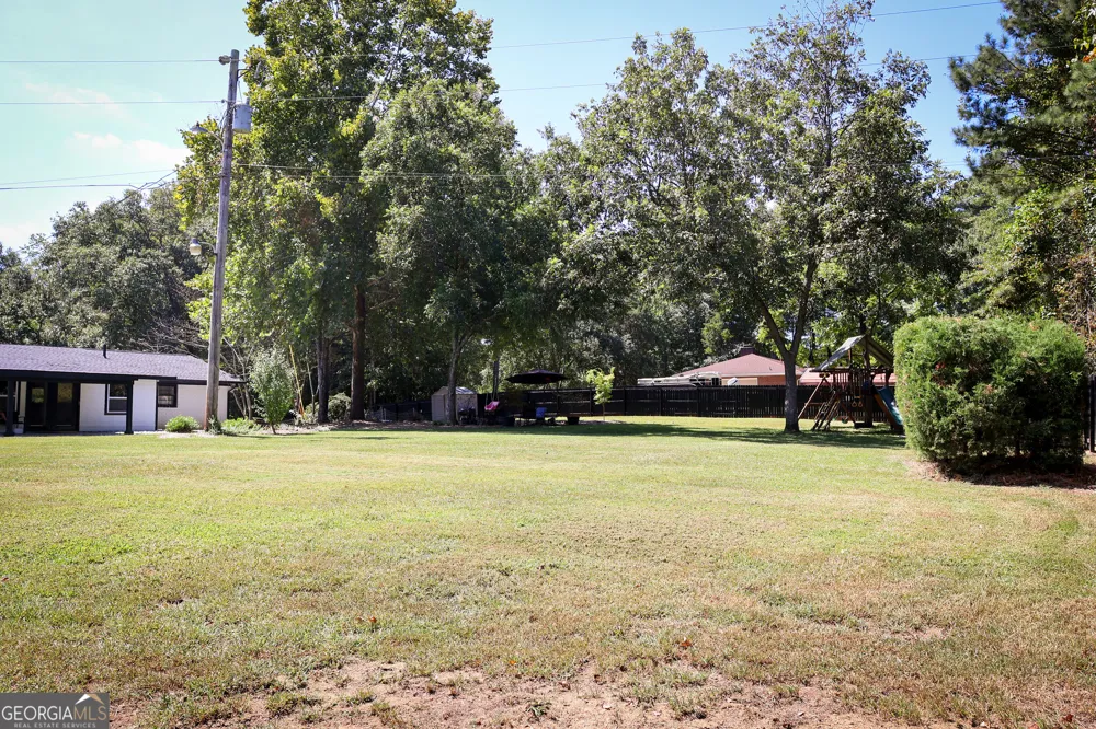 1965 Bethlehem Church RD Grantville, GA 30220