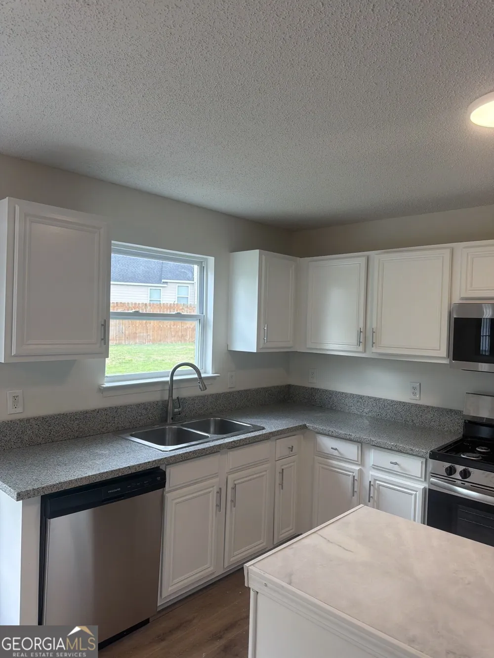 510 Shire LN Fairburn, GA 30213